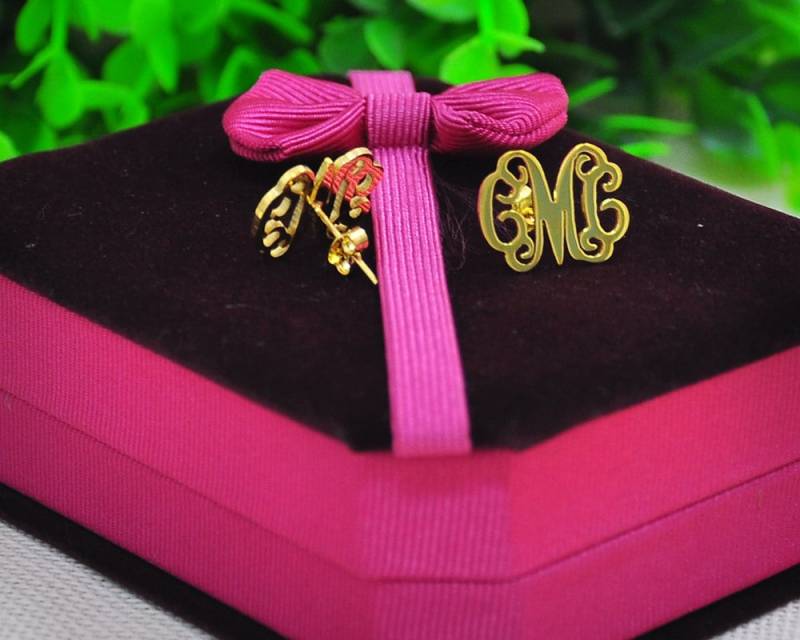 Benutzerdefinierte Monogramm Name Ohrstecker Gold, Personalisierte Schmuck, Silber Ausgeschnitten 3 Initial, Brautjungfer Ohrring, Weihnachtsgeschenk von weimeiOrnaments