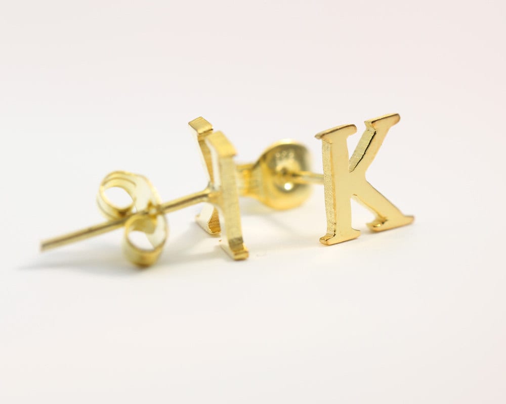 Einzelne Erste Goldohrringe, Benutzerdefinierte Buchstaben Ohrstecker, Personalisierte Namen Ohrring, Typenschild Schmuck, Brautjungfer Schmuck Einzelne Erste Goldohrringe, Benutzerdefinierte Buchstaben Ohrstecker, Personalisierte Namen Ohrring, Typenschild Schmuck, Brautjungfer Schmuck von weimeiOrnaments