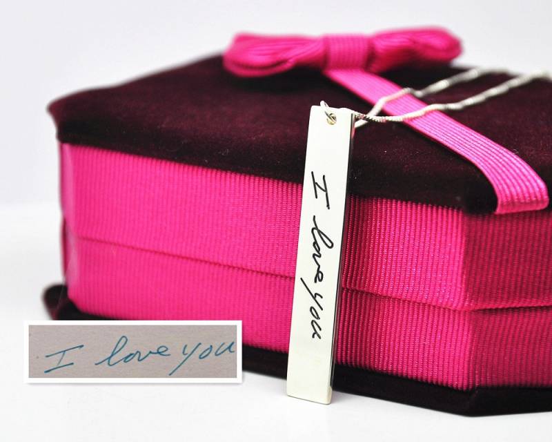 Erinnerungs-Handschrift-Halskette, Personalisierter Namensstempel-Vertikale Stab-Halskette, Gravierte Unterschrift, Benutzerdefinierte von weimeiOrnaments