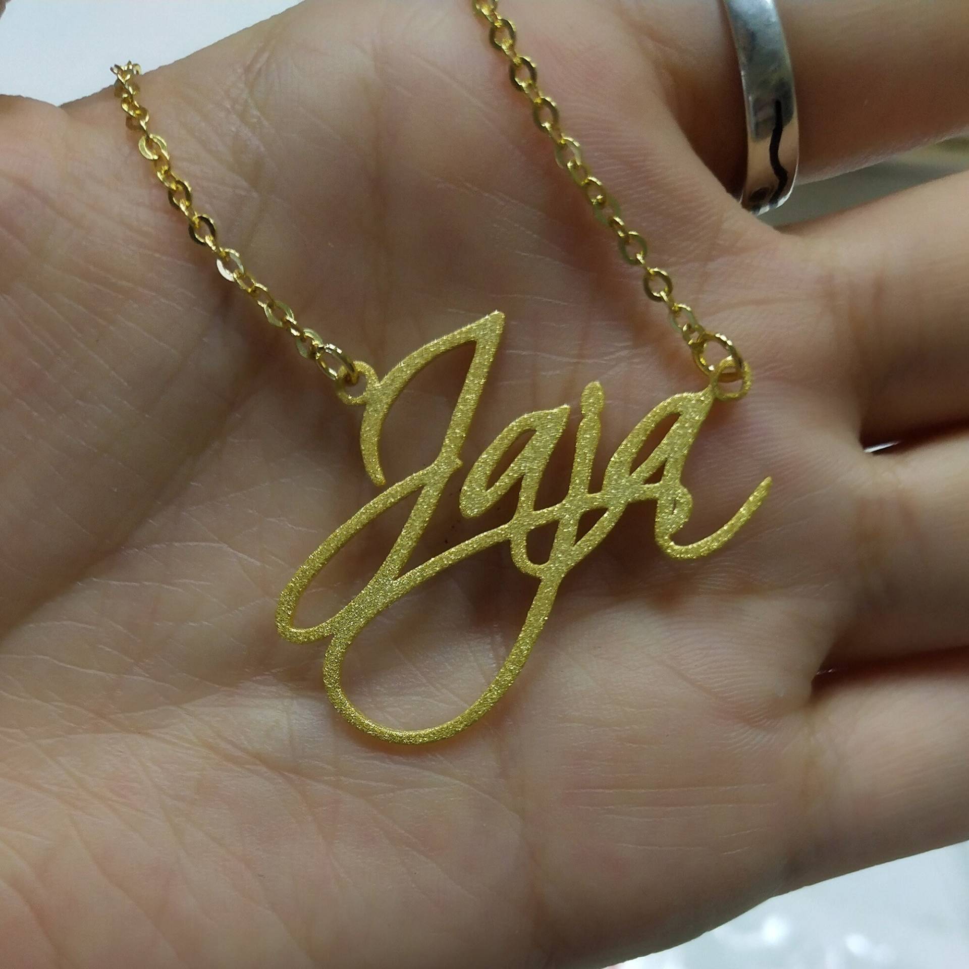 Gold Frauen Benutzerdefinierte Name Halskette, Bling Typenschild Personalisierte Buchstabe Hübsche Mädchen Brautjungfer Halskette Gold Frauen Benutzerdefinierte Name Halskette, Bling Typenschild Personalisierte Buchstabe Hübsche Mädchen Brautjungfer Halskette von weimeiOrnaments