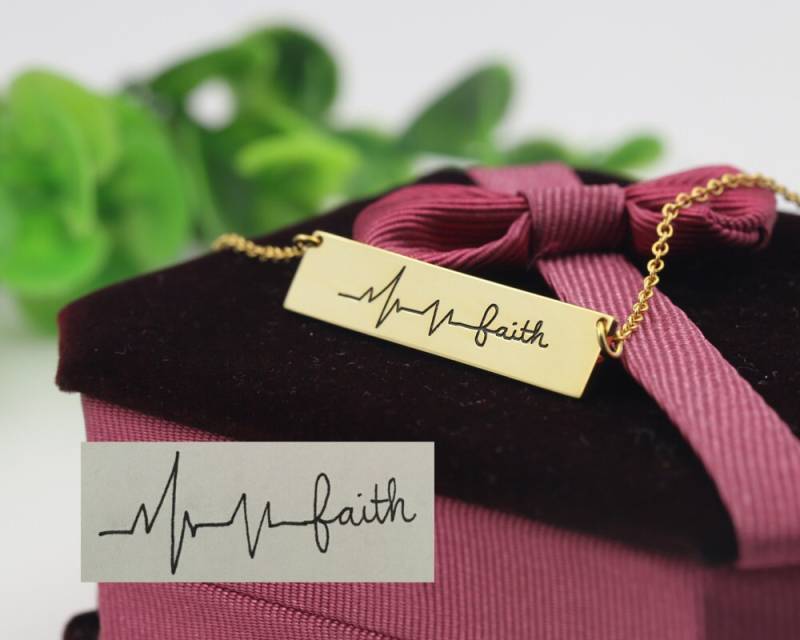 Goldbarren-Gravierte Ziehen Herzschlag, Individuelle Signaturstempel, Personalisierte Handschrift Bar, Memorial Schmuck Geschenk Für Sie Goldbarren-Gravierte Ziehen Herzschlag, Individuelle Signaturstempel, Personalisierte Handschrift Bar, Memorial Schmuck Geschenk Für Sie von weimeiOrnaments