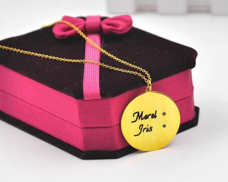 Personalisierte Gold Disc Halskette, Eingravierten Namen Benutzerdefinierte Birthstone, Bff Name Stempel Pendent, Modeschmuck, Mutter Geschenk von weimeiOrnaments