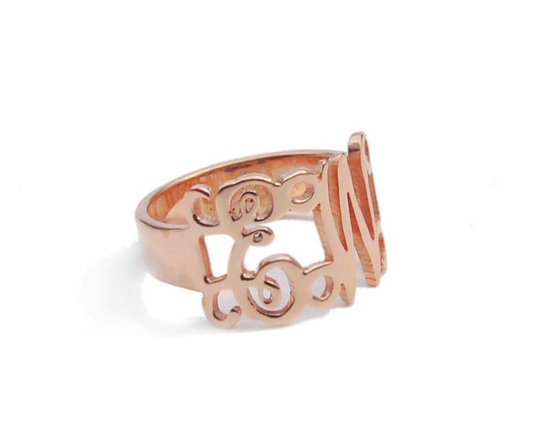 Rose Gold Monogramm Ring Mit 2 Buchstaben, Custom-Initialen-Ring, Schneiden Sie Namensring, Monogrammiert Schmuck, Weihnachtsgeschenk von weimeiOrnaments