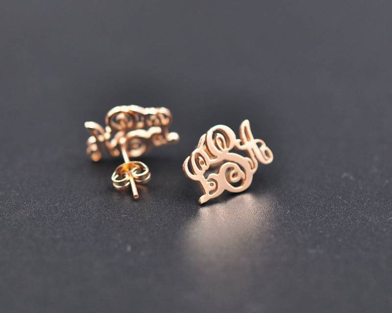 Rose Gold Vine Monogram Ohrring, Personalisierte Ohrstecker, 3 Initial Ohrringe, Benutzerdefinierte Frauen Schmuck, Namen Geschenk, Handgemachtes von weimeiOrnaments