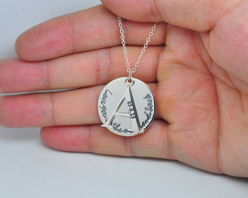Sterling Silber Buchstaben Disc Stack Halskette Graviert Datum, Ich Liebe Dich Bis Zum Mond Und Zurück Anhänger, Personalisierte Namenanhänger von weimeiOrnaments