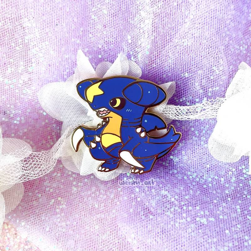 Garchomp Shiny Enamel Pin von weishiart