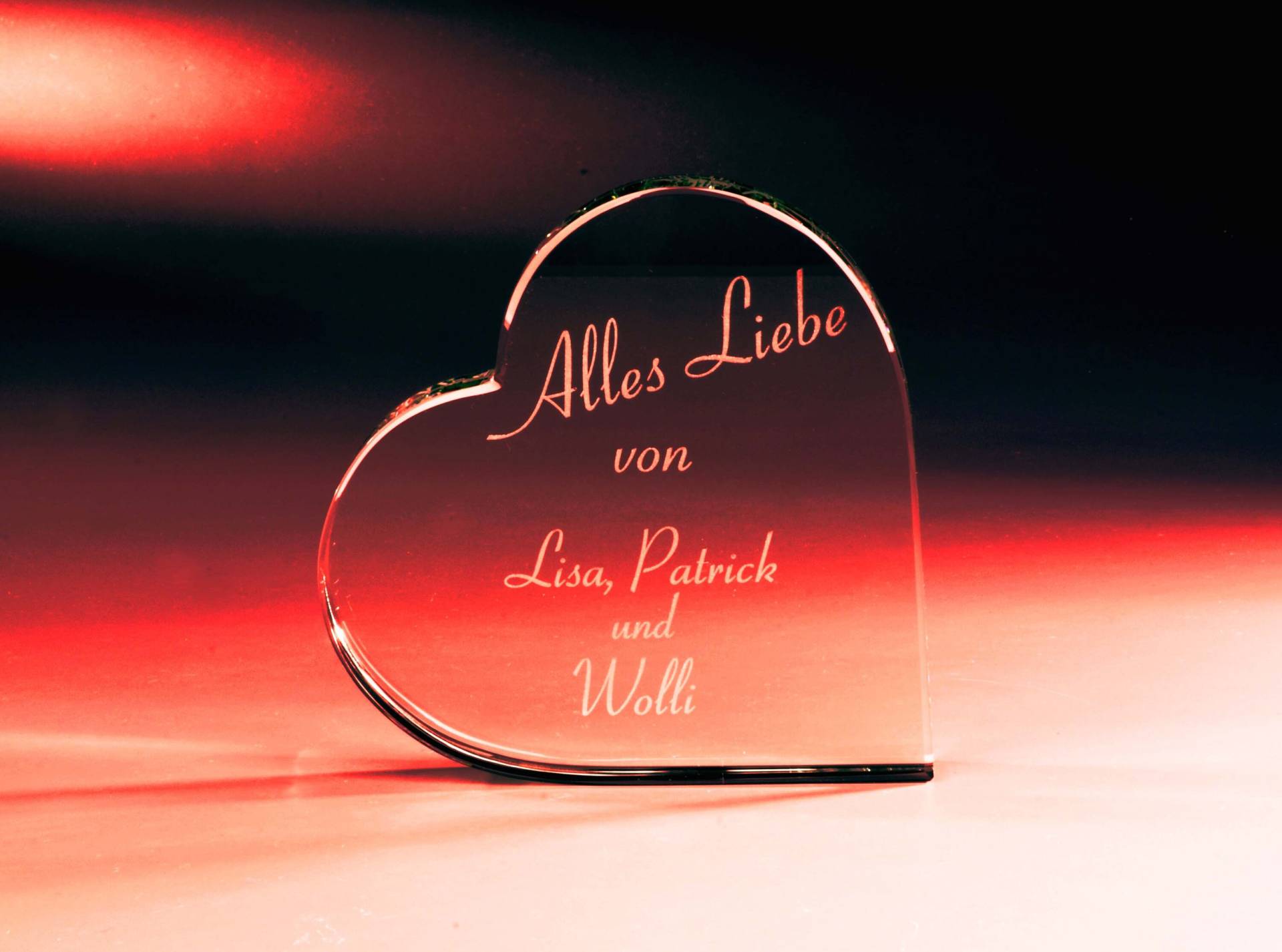 Glasherz Mit Persönlicher Gravur - Kristallherz Die Geschenkidee Zum Valentinstag, Geburtstag, Hochzeit, Oder Muttertag Glasherz Mit Persönlicher Gravur - Kristallherz Die Geschenkidee Zum Valentinstag, Geburtstag, Hochzeit, Oder Muttertag von westerheiderARTS
