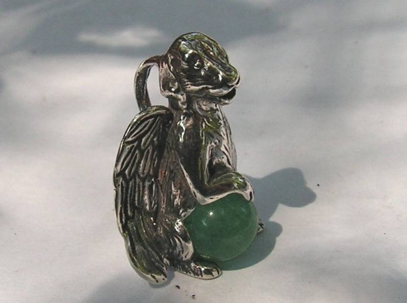 Engel-Hund Anhänger Mit Aventurin in Sterling Silber Engel-Hund Anhänger Mit Aventurin in Sterling Silber von westernmountain