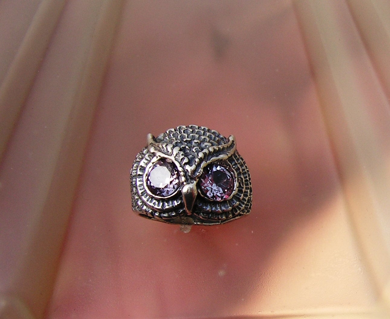Eulenring Mit Alexandritaugen Aus Sterlingsilber Eulenring Mit Alexandritaugen Aus Sterlingsilber von westernmountain