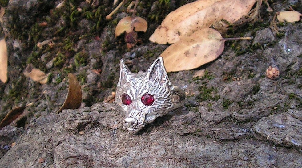 Fuchsring Mit Granat Augen Aus Sterling Silber Fuchsring Mit Granat Augen Aus Sterling Silber von westernmountain