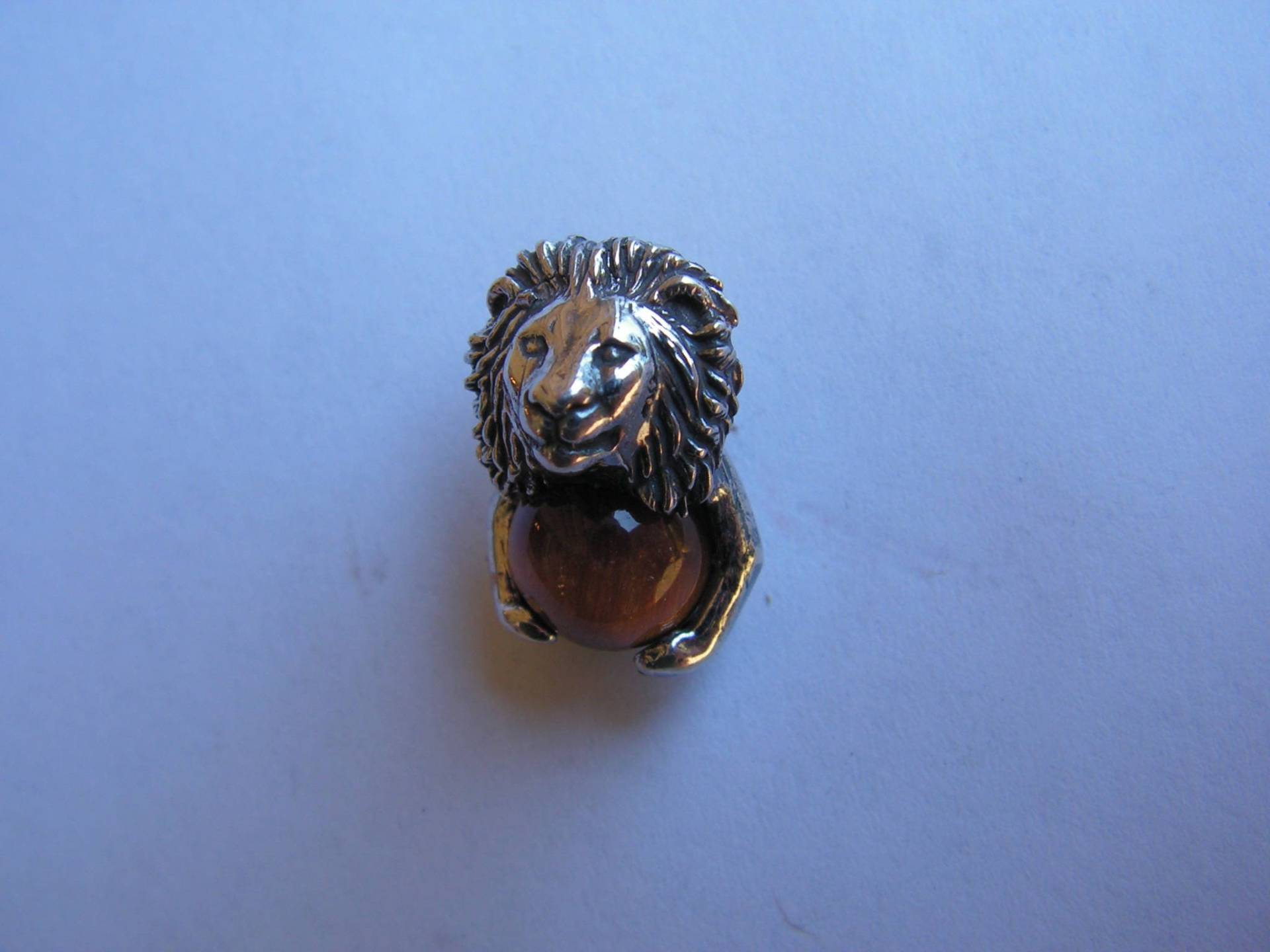 Löwen Anhänger Sterling Silber Mit Tigerauge Löwen Anhänger Sterling Silber Mit Tigerauge von westernmountain