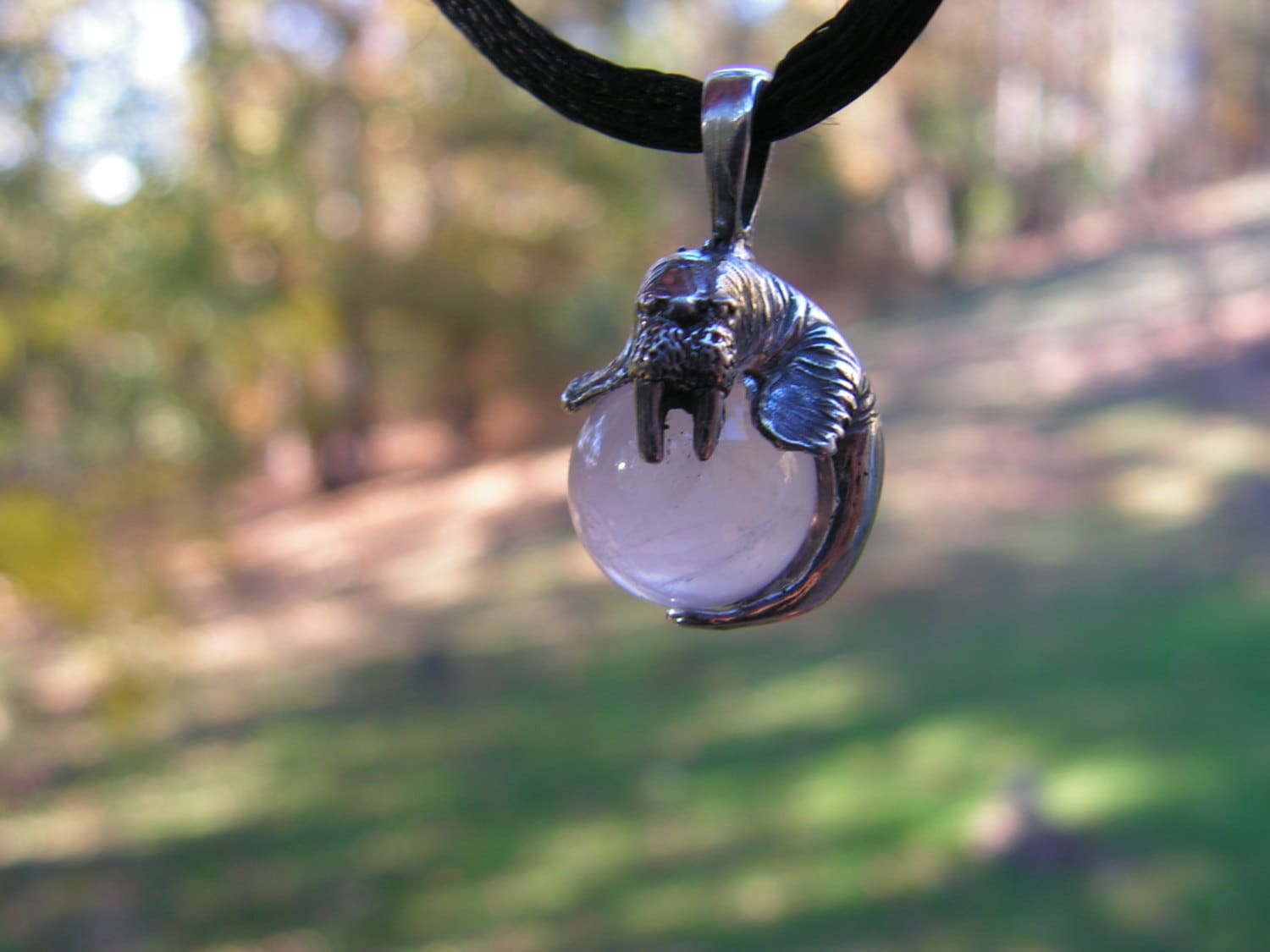 Walrus-Anhänger in Sterling Silber Mit Rosenquarz Walrus-Anhänger in Sterling Silber Mit Rosenquarz von westernmountain