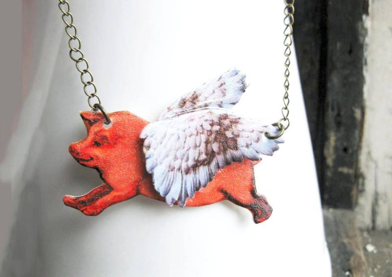Schwein Mit Flügel Halskette, Geschenk Für Den Besten Freund, Engel Anhänger, Flügel, Tier Statement Wenn Schweine Fliegen, Einzigartiges Schwein Mit Flügel Halskette, Geschenk Für Den Besten Freund, Engel Anhänger, Flügel, Tier Statement Wenn Schweine Fliegen, Einzigartiges von whatanovelidea