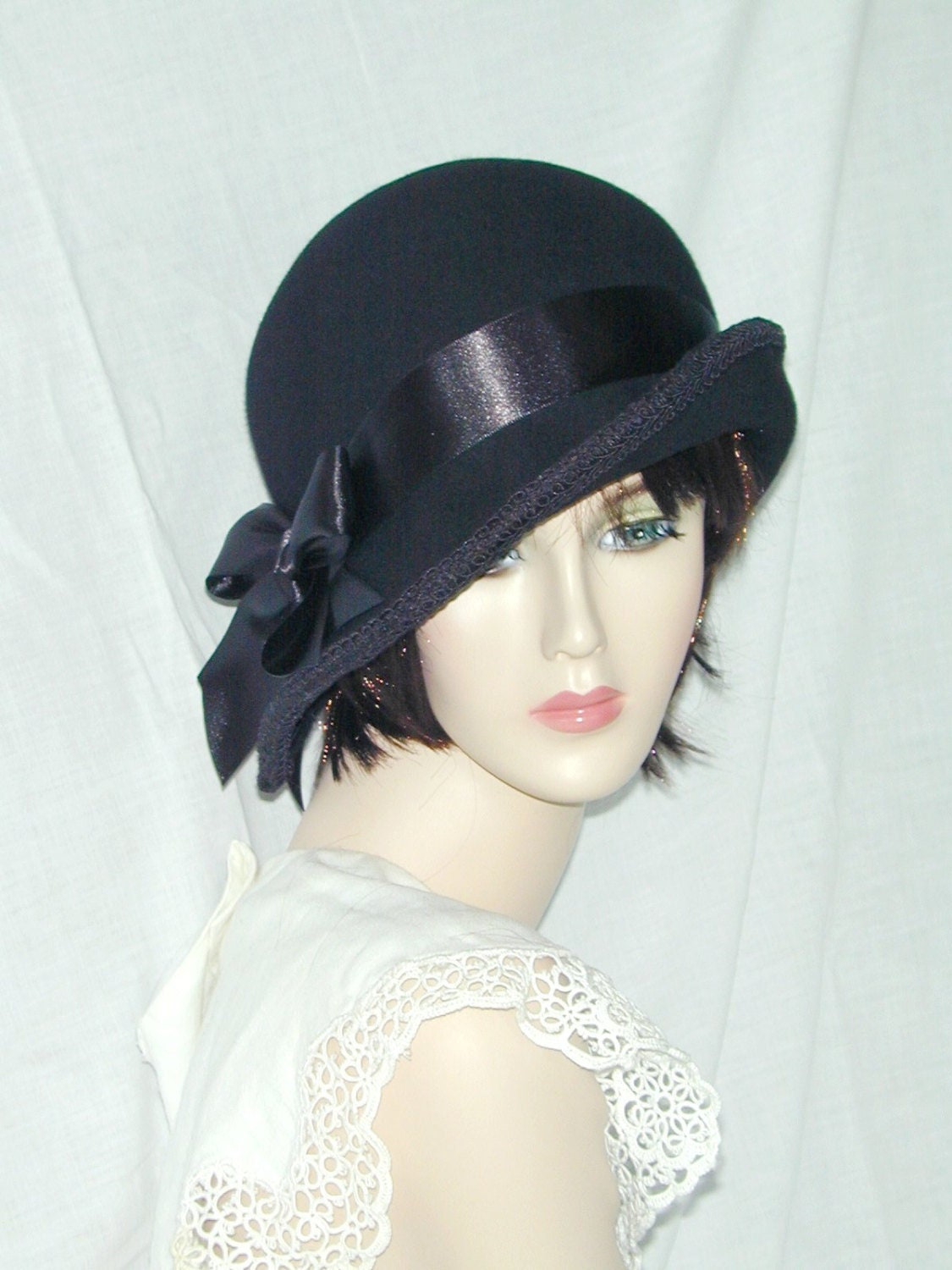 1920S Cloche Hat Nach Kundenwunsch 1920S Cloche Hat Nach Kundenwunsch von whimsandbrims