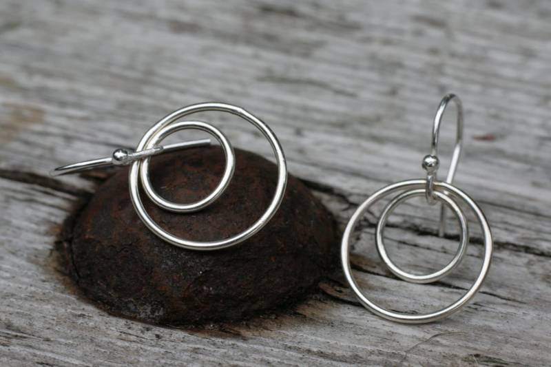 Doppel Hoop Ohrringe Sterling Silber Kreis Doppel Hoop Ohrringe Sterling Silber Kreis von whiteamberstudio