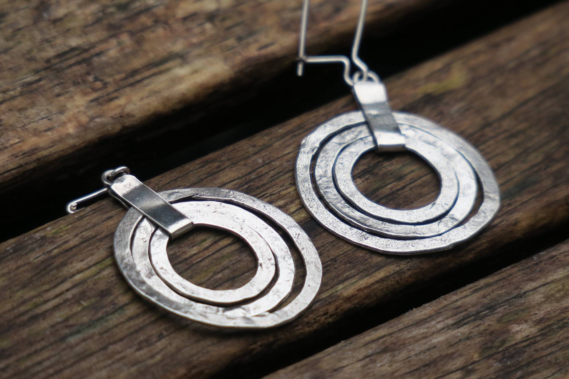 Dreifach Creolen Sterling Silber Rohsilber Ohrringe Kreis Dreifach Creolen Sterling Silber Rohsilber Ohrringe Kreis von whiteamberstudio