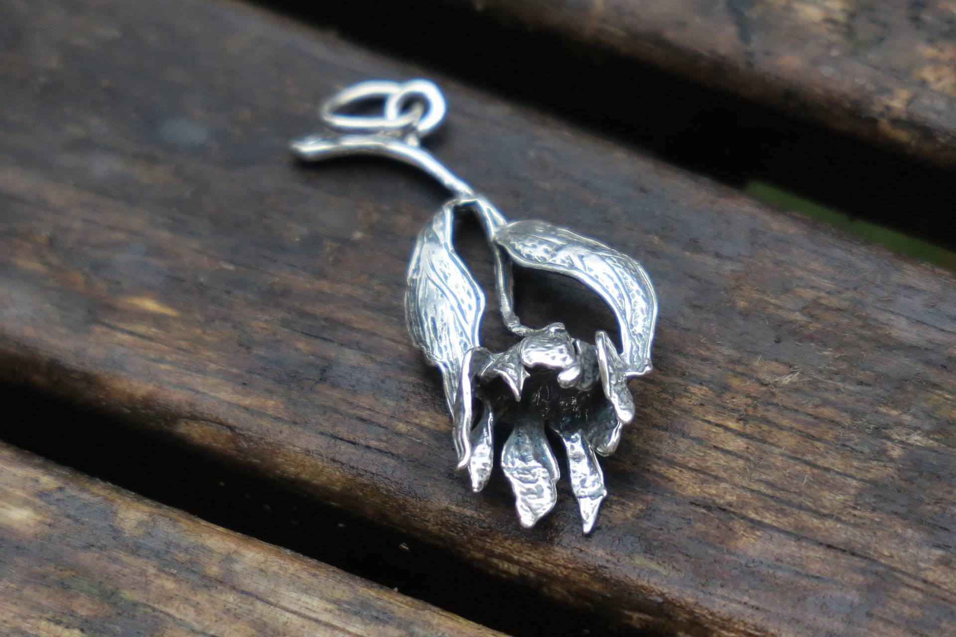 Sterling Silber Blumen Anhänger Statement Florale Halskette Sterling Silber Blumen Anhänger Statement Florale Halskette von whiteamberstudio