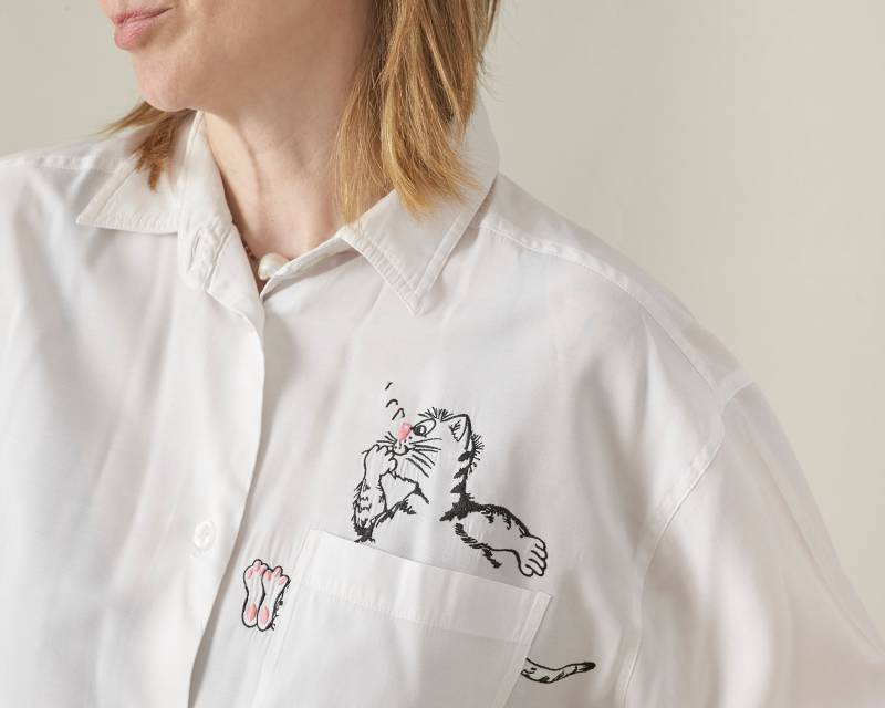 Vintage Weiße Bluse Mit Cartoon Katze Stickerei Auf Der Vorderseite | Weiße Langarmbluse Für Damen Gr. M von whiteaporter