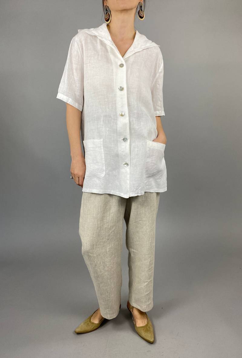 Vintage Weiße Leinen Kapuzen Bluse - Perlmutt Knöpfe, Größe M von whiteaporter