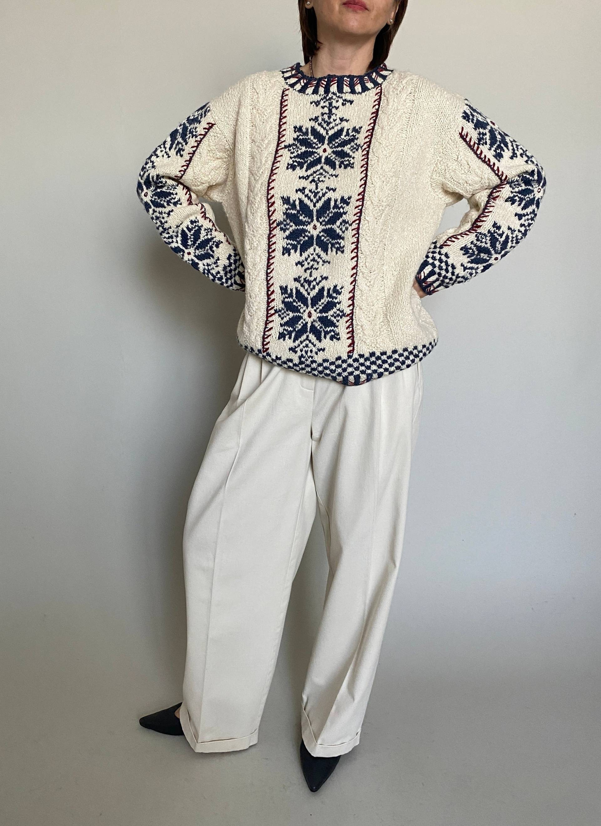 Weißer Pullover Mit Schneeflockenmotiven | Warmer Gr. 40 | L Weißer Pullover Mit Schneeflockenmotiven | Warmer Gr. 40 | L von whiteaporter