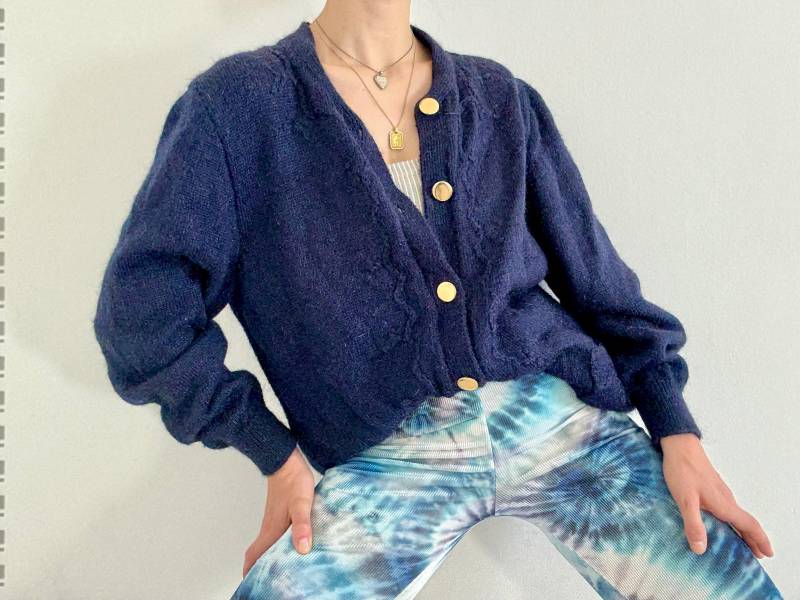 Vintage Cardigan Oversized Navy Blue Floral Embroidered | Coquette 80S 90S Knit Jacket Longline Flower Detailed Preppy Jumper von wiepferdegaloppieren