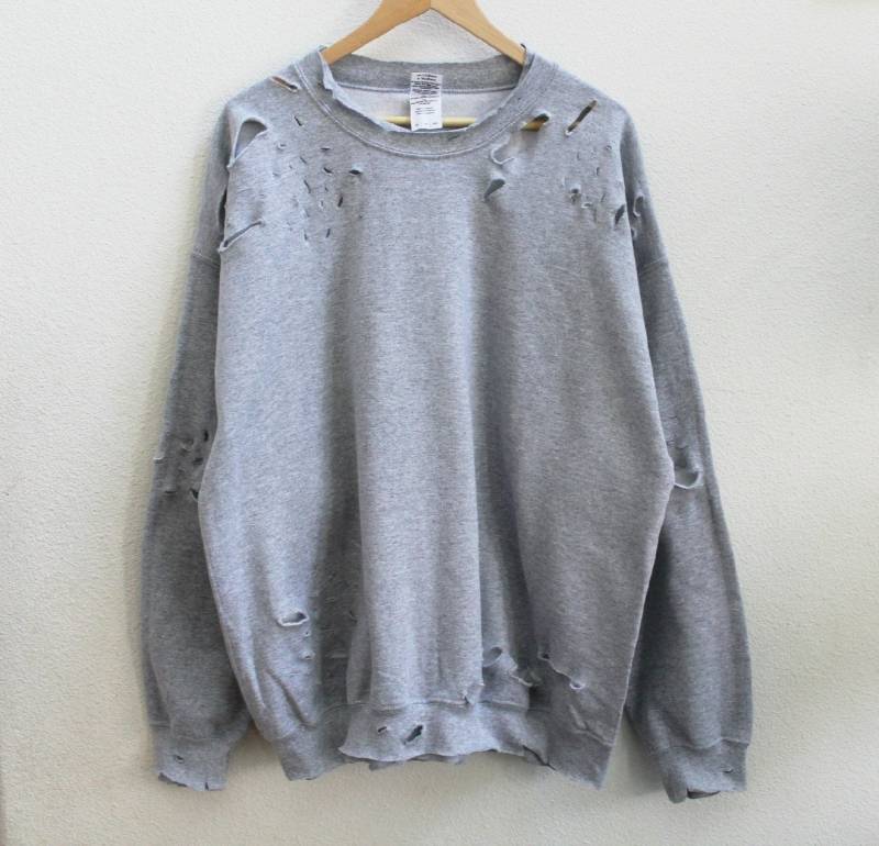 Graues Distressed Unisex Sweatshirt Graues Distressed Unisex Sweatshirt von wildblacksheep
