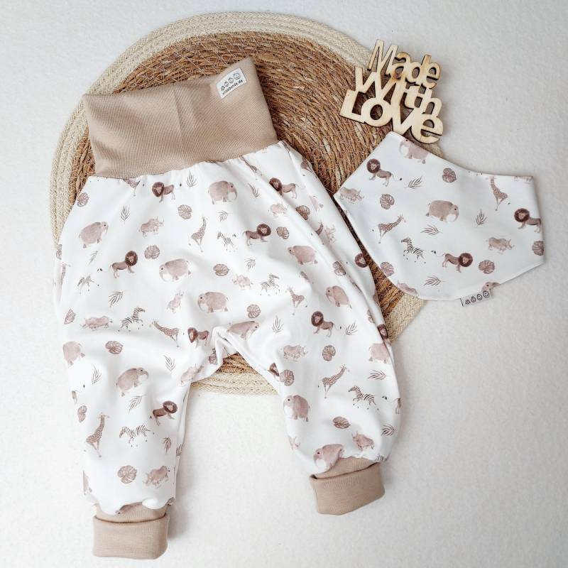 Handmade Babyset Aus Jersey - Pumphose & Halstuch | Safari Tiere Größen 56-104 Wilde Bande von wildebande
