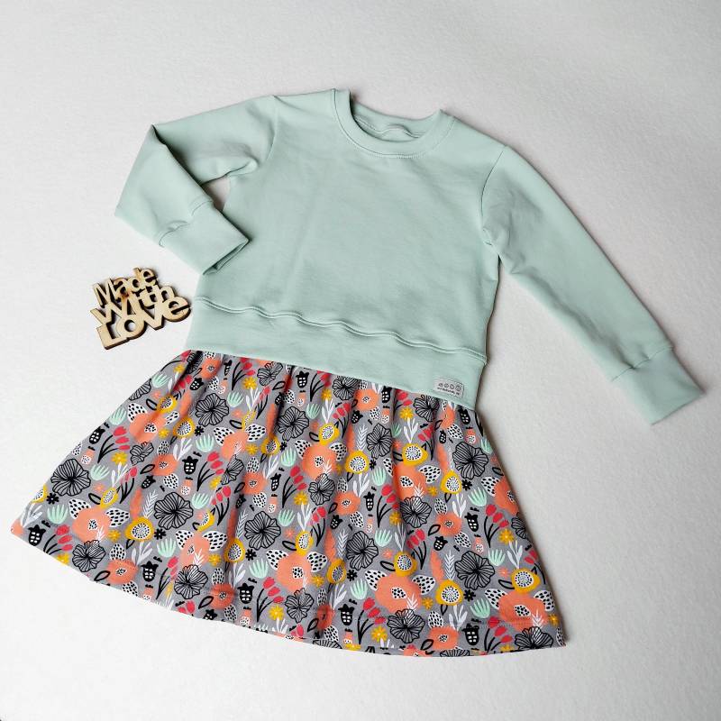 Kinderkleid Mint-Blumen - Kombikleid Sweatshirtkleid Gr. 104 Einzelstück von wildebande