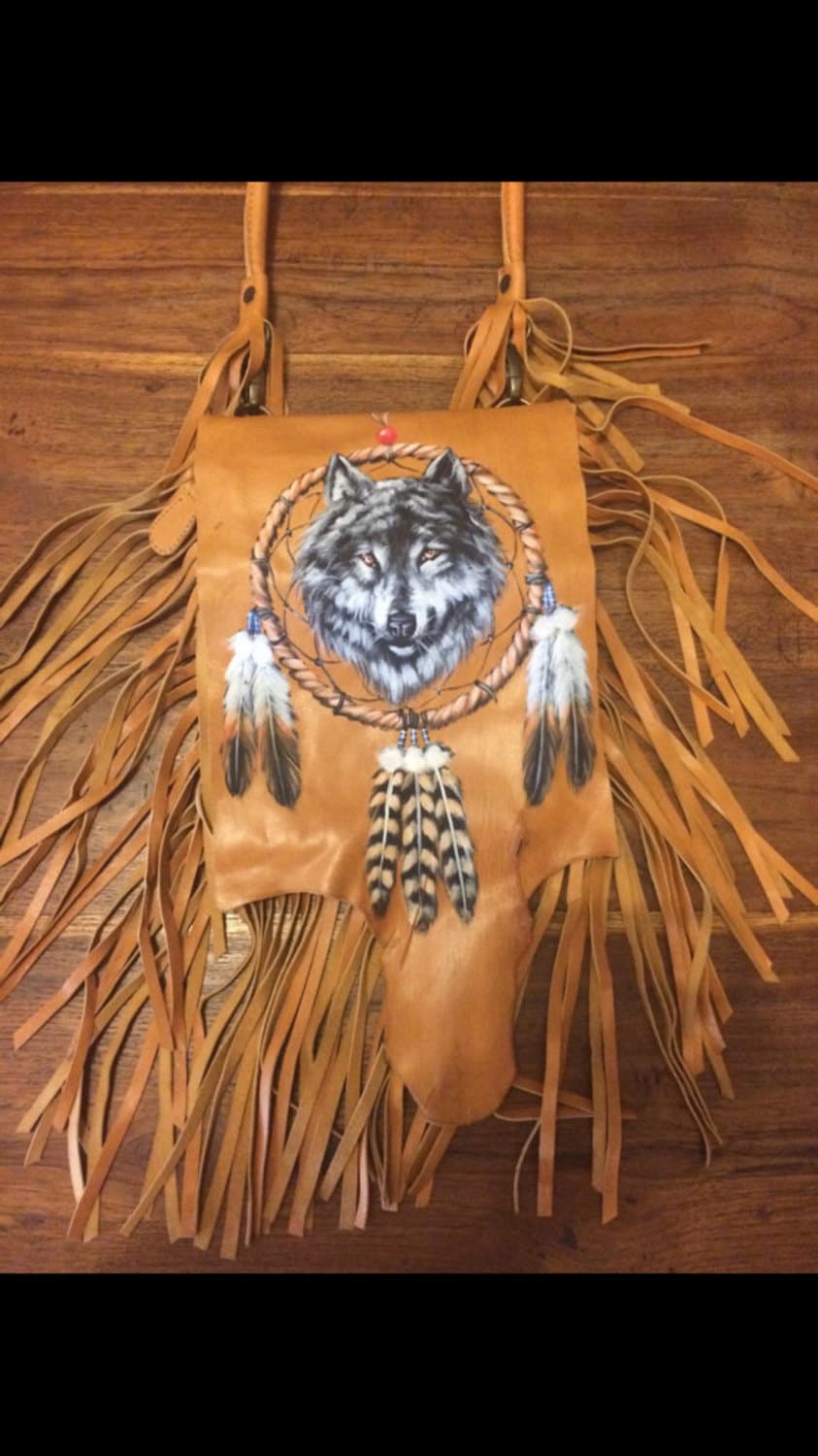 Handbemalter Wolf - Traumfänger Tasche Großhandel Lot X 6 Handbemalter Wolf - Traumfänger Tasche Großhandel Lot X 6 von wildorchidaustralia