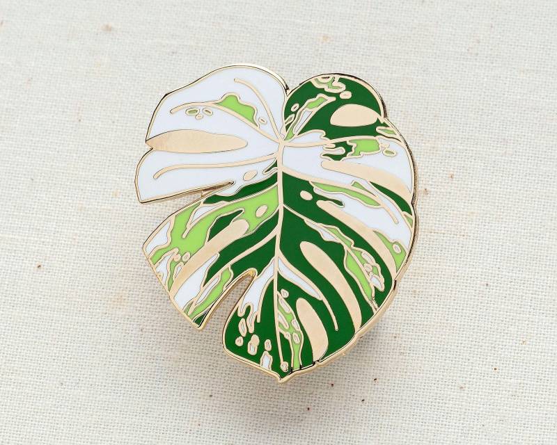 Monstera Albo Emaille Pin Monstera Albo Emaille Pin von wildship