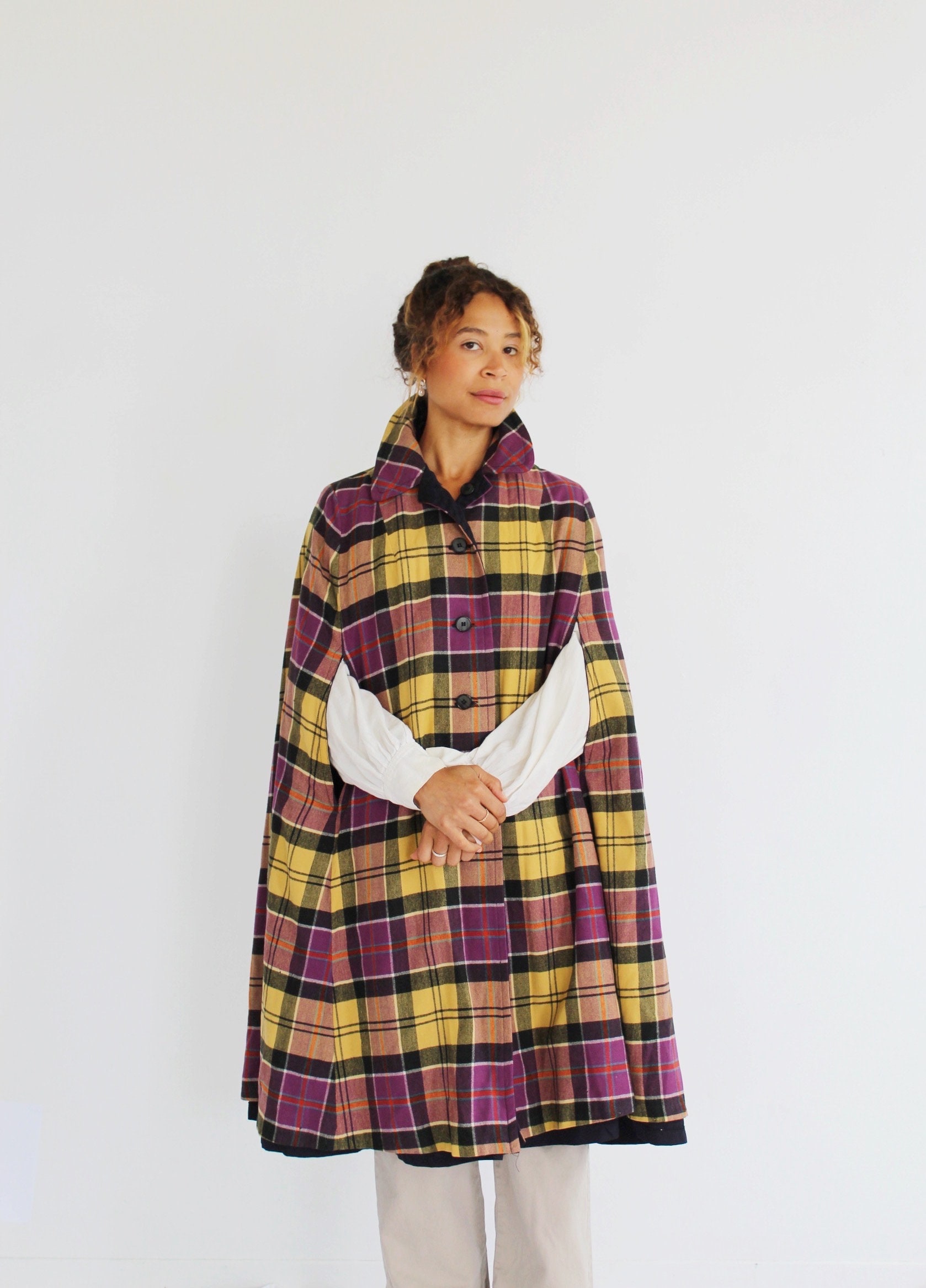 Purple Plaid Cape - Vintage Tartan Wollmantel, 1960S Schal, Senfgelb von wildthingvintage