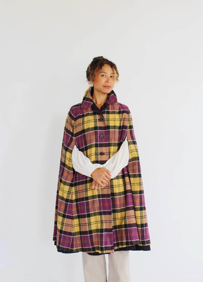 Purple Plaid Cape - Vintage Tartan Wollmantel, 1960S Schal, Senfgelb von wildthingvintage
