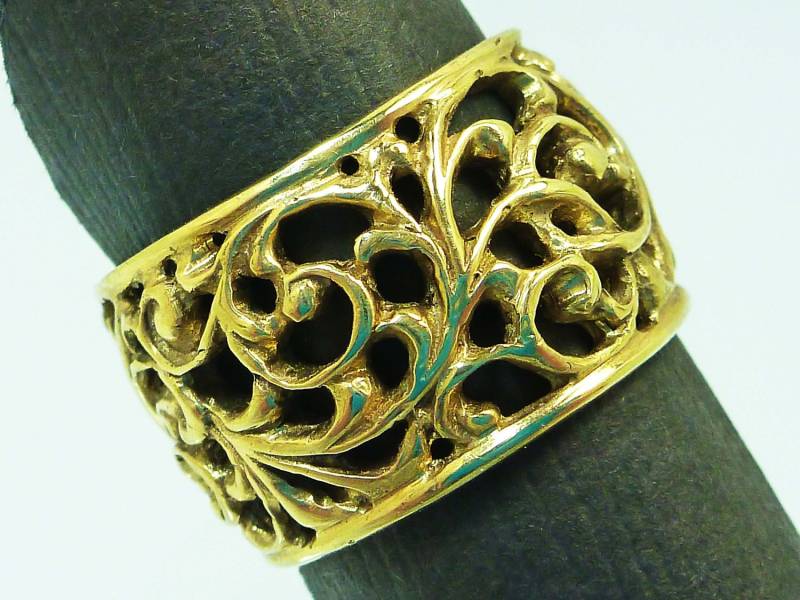14K Gold Breite Filigrane Band 14K Gold Breite Filigrane Band von williamhowardjewelry