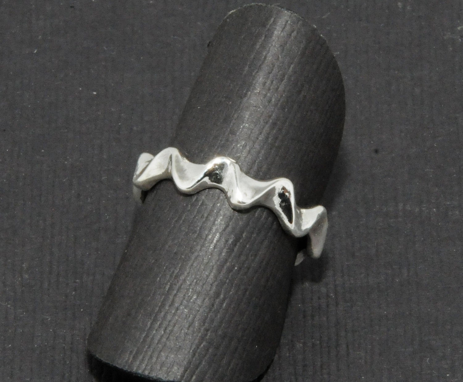 sterling Silber Geformt Wave Ring sterling Silber Geformt Wave Ring von williamhowardjewelry