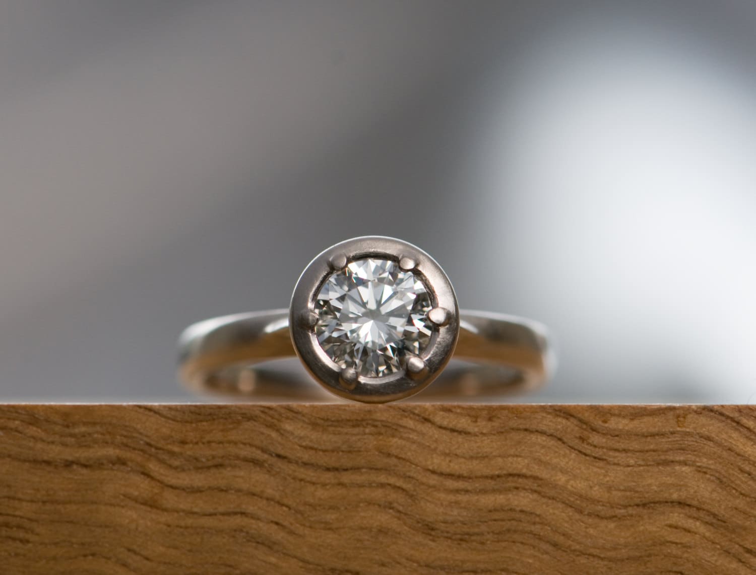 Diamant Verlobungsring 18K Weißgold Solitär Diamantring 1Ct Eco Handgemachter Ring von williamwhite