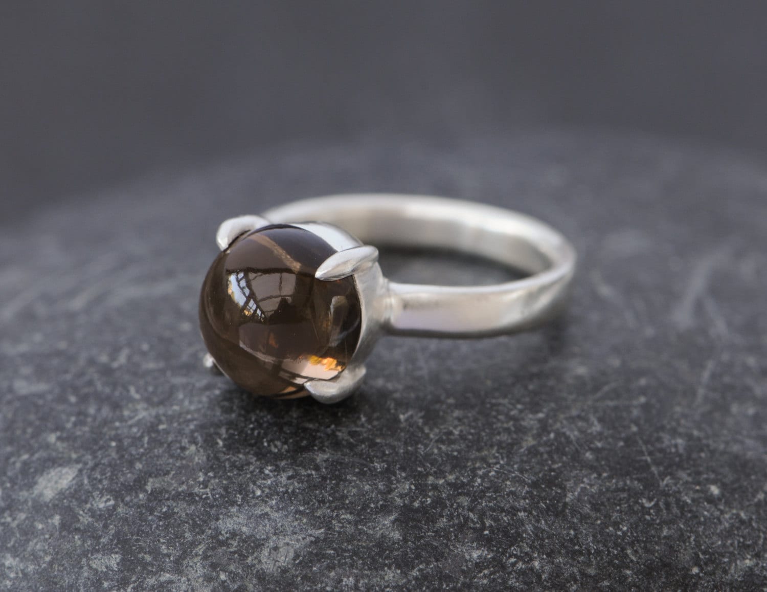 Rauchquarz Cabochon Ring, Gewölbter Ring Aus Sterling Silber von williamwhite