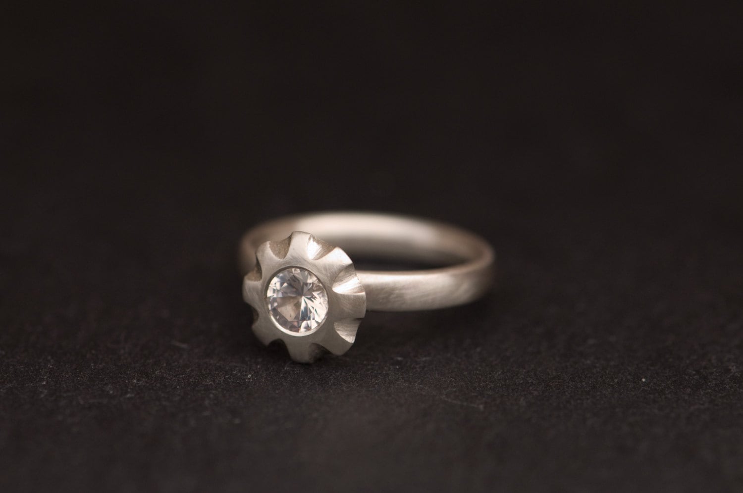 Weißer Topas Blumen Ring in Silber, Verlobungsring, Geschenk Für Sie von williamwhite
