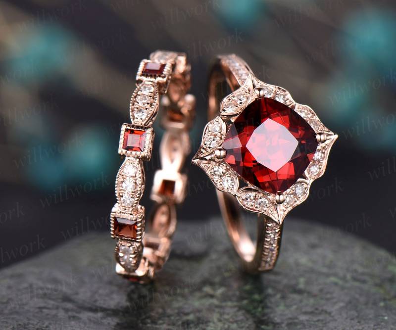 2Pc Roten Granat Verlobungsring 14K Rose Gold Ring Voller Ewigkeit Passenden Band Januar Geburtsstein Ehering Diamanten von willwork