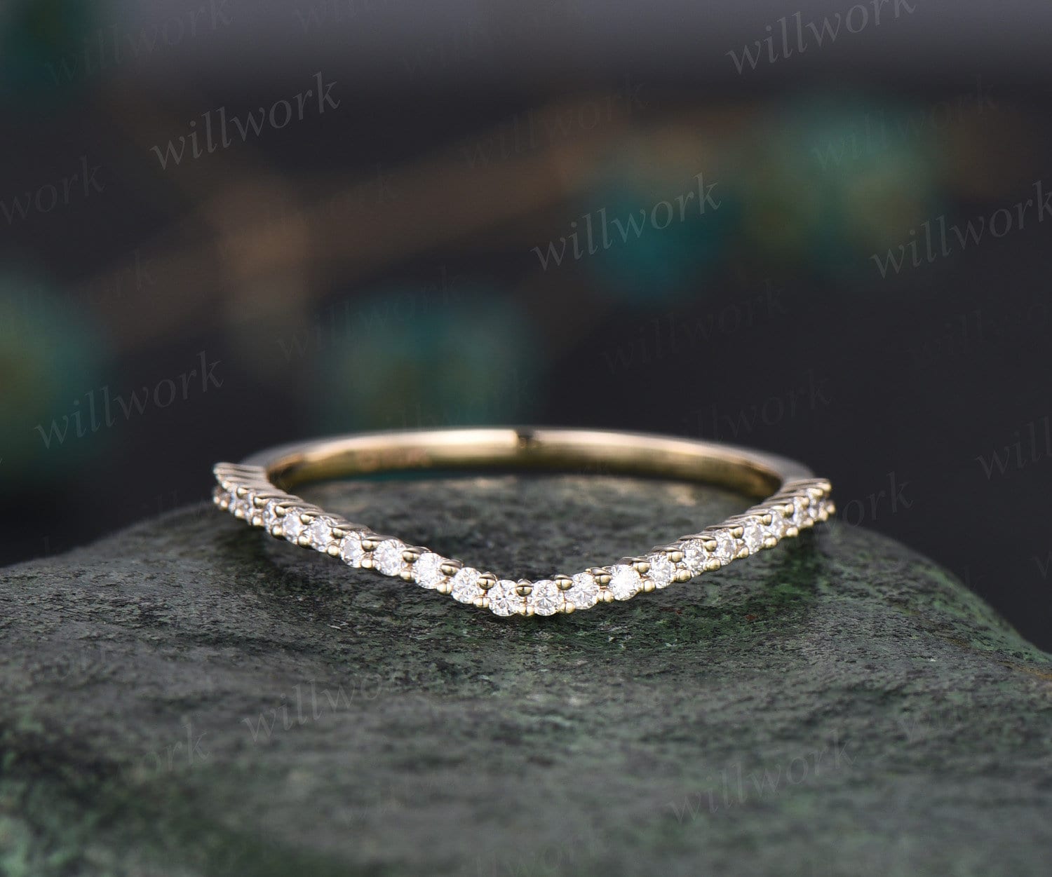 Geschwungenes V-Förmiges Diamant-Eheringband 14K Gelbgold Vintage Stapeln Passende Halb Ewigkeit Moissanit Ehering Band Für Frauen Geschenk von willwork