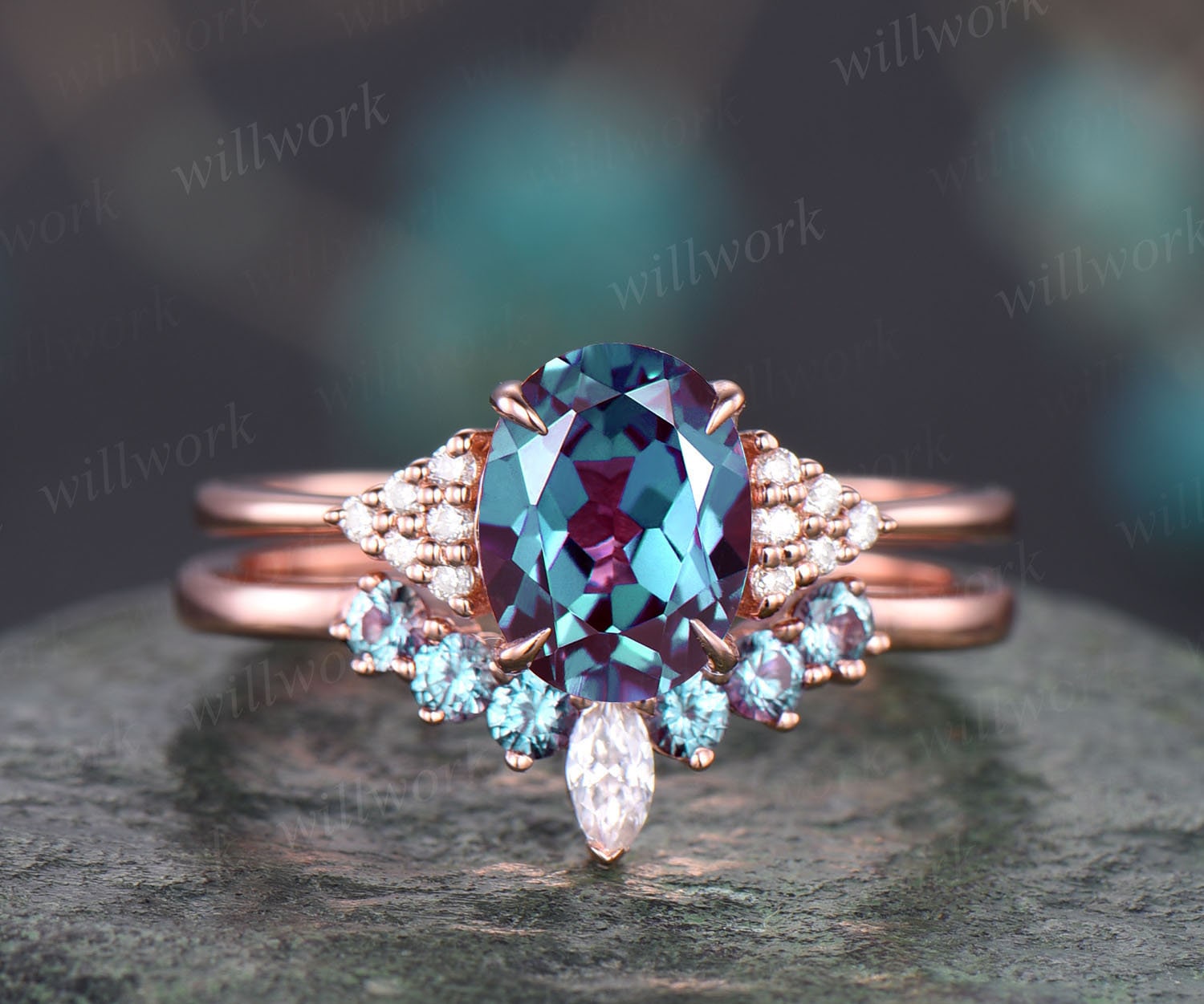 Oval Alexandrit Verlobungsring Set Vintage Rose Gold Moissanite Brautring Benutzerdefinierte Art Deco Ring Unikat Geschenk Krone Frauen Schmuck von willwork