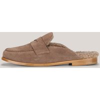 Loafer aus Veloursleder in Taupe by Unützer von windsor.