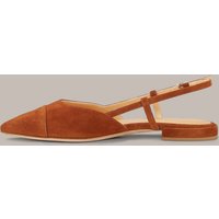 Slingback aus Ziegenveloursleder by Unützer in Cognac von windsor.