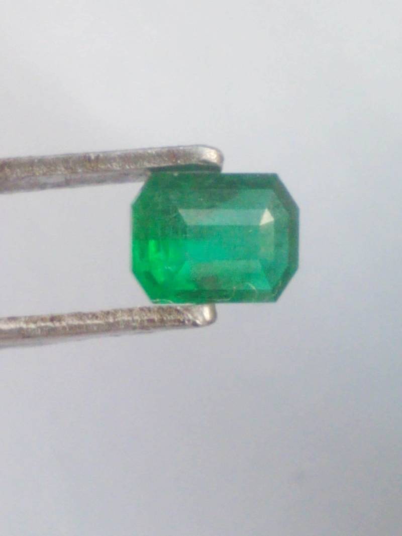Emerald Stone Emerald Stone von wluckyGemsDeutschlan
