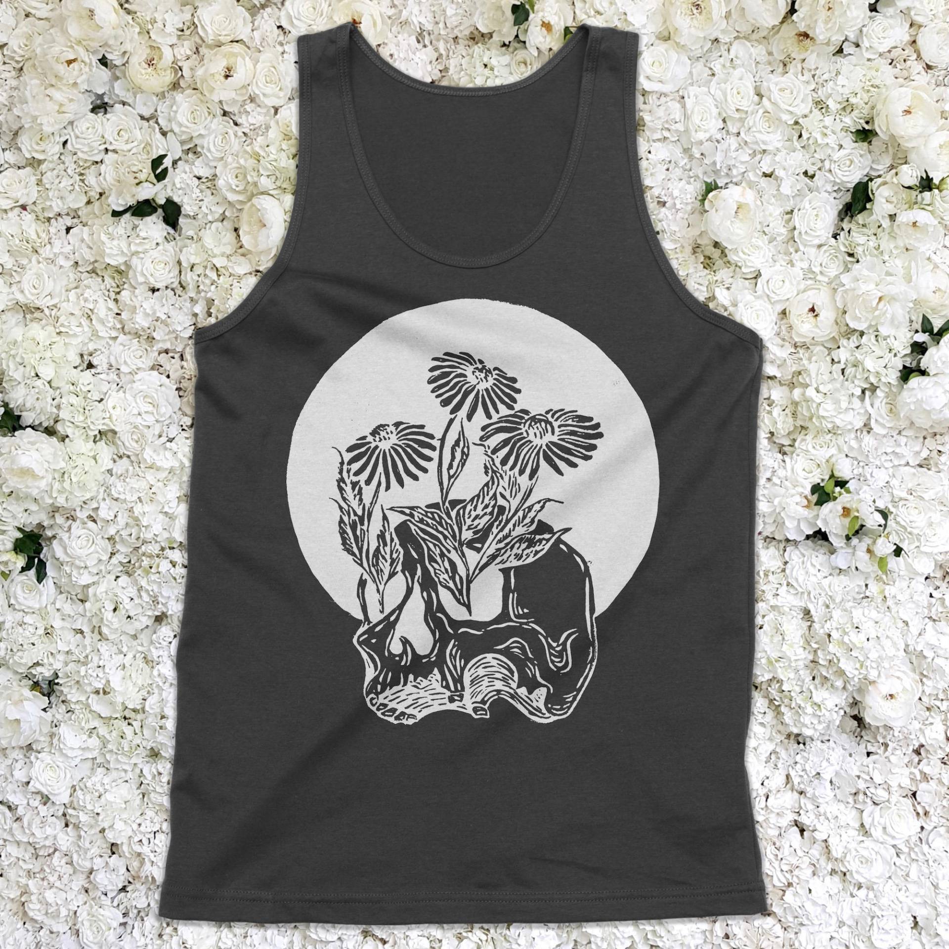 Trauer in Bloom-Tank-Top Trauer in Bloom-Tank-Top von woeandshucks