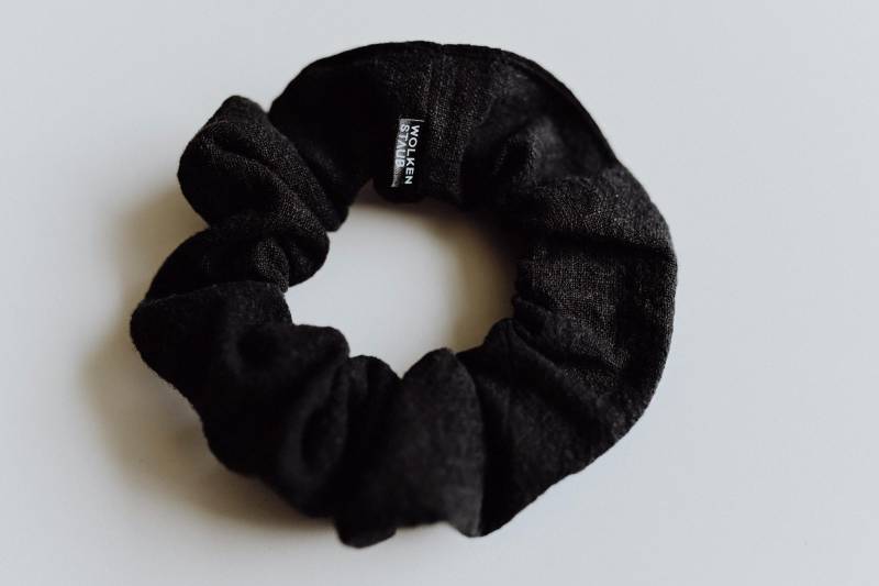 Scrunchie Haargummi Aus 100% Leinen Stone Washed/Schwarz von wolkenstaub