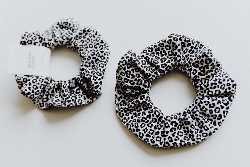 Scrunchie Haargummi "Leo Ii" Aus Jersey Weiß/Schwarz von wolkenstaub