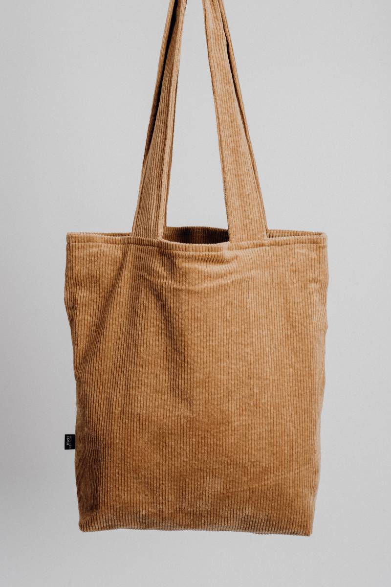 Shopper Mom Bag Stofftasche Aus Soft Cord Karamell Braun | Schultertasche, Einkaufstasche Geschenkidee von wolkenstaub