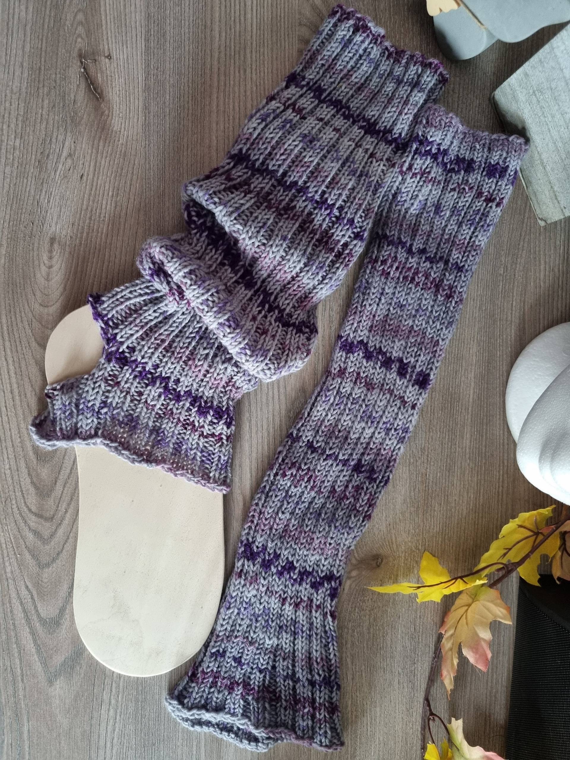 Handgestrickte Yoga-Bein-stulpen~Rippenmuster Mit Aussparung Der Ferse~Perfekt Für Yoga-Ballett-Tanzsport~Merino120 Extrafine100% Schurwolle Handgestrickte Yoga-Bein-stulpen~Rippenmuster Mit Aussparung Der Ferse~Perfekt Für Yoga-Ballett-Tanzsport~Merino120 Extrafine100% Schurwolle von wollmaeuse2016