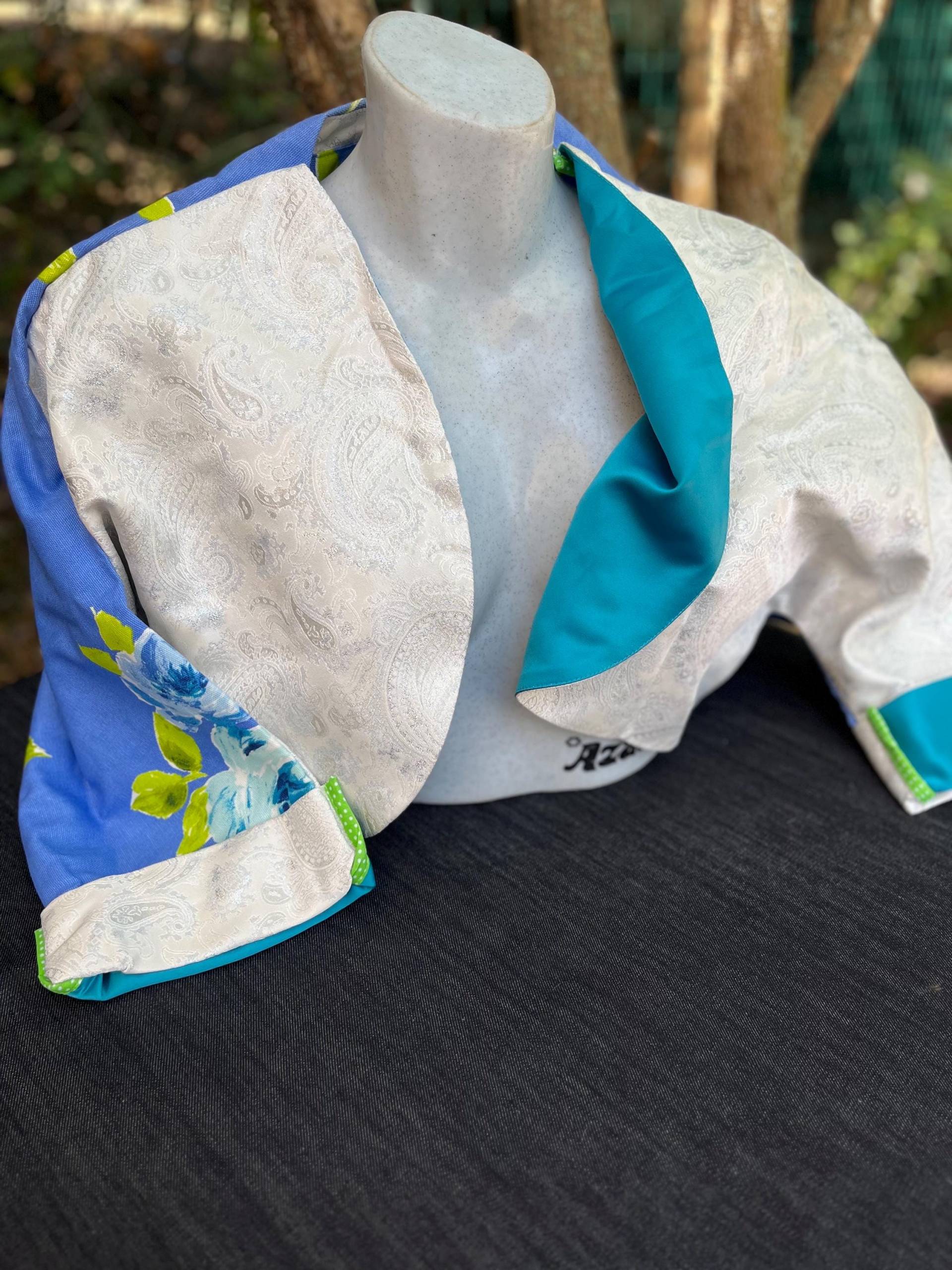 Bolerojacke „ Blaue Rose" Bolerojacke „ Blaue Rose" von woman0made