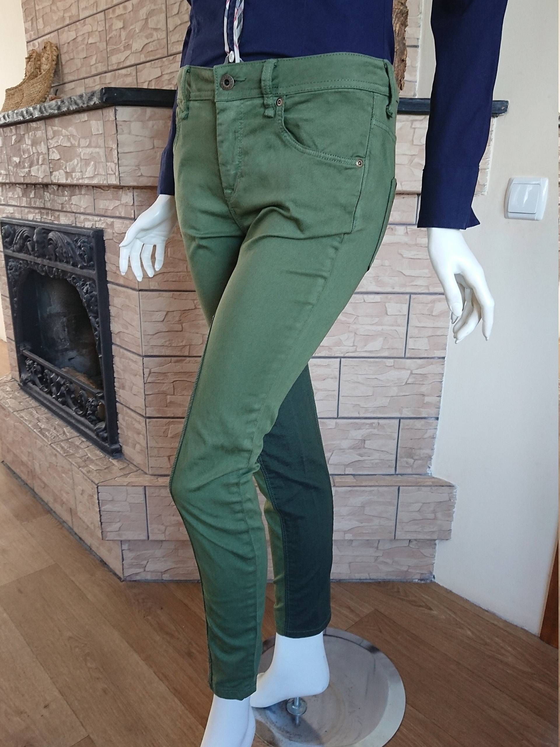Burberry Brit Vintage Pilton Jeans Hose Skinny Fußkettchen Grün 30W S 170/76A von womenmenclothing